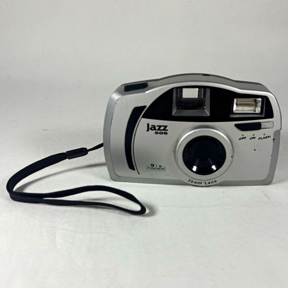 Jazz 506 35mm Point & Shoot Film Camera Built-In Flash Fixed Focus Silver/Black